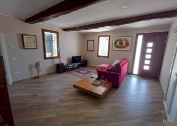 Salone - Villa via Ponte Pietra, Mirandola - photo 21