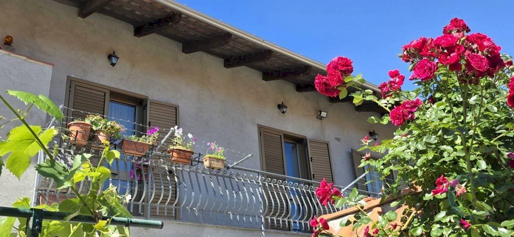 Facciata - Casa indipendente via Rondissone, 17, Mazzè - foto 2