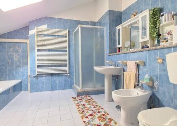 Bagno - Casa indipendente via Rondissone, 17, Mazzè - foto 12