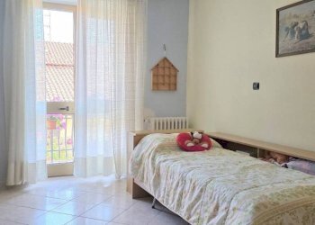 Camera da letto - Casa indipendente via Rondissone, 17, Mazzè - foto 19