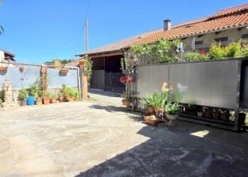 Cortile interno - Casa indipendente via Rondissone, 17, Mazzè - foto 24