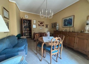 Sala da pranzo - Quadrilocale via Lazio, 111, Taranto - foto 7