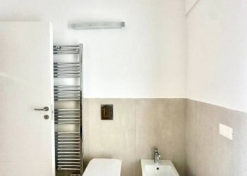 Bagno - Bilocale via Dante Alighieri, Sarezzo - foto 18