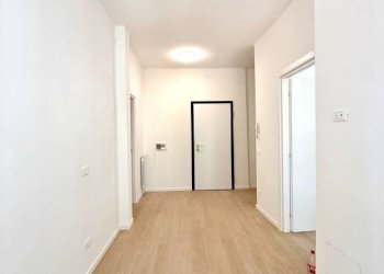 Soggiorno - Two-room apartment via Monte Ortigara, Brescia - photo 4