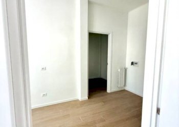 Soggiorno - Two-room apartment via Monte Ortigara, Brescia - photo 8