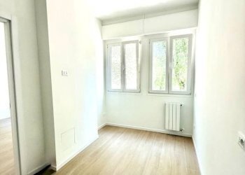 Soggiorno - Two-room apartment via Monte Ortigara, Brescia - photo 10