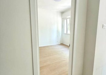 Camera da letto - Two-room apartment via Monte Ortigara, Brescia - photo 12