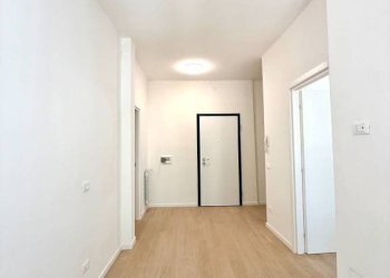 Soggiorno - Two-room apartment via Monte Ortigara, Brescia - photo 9