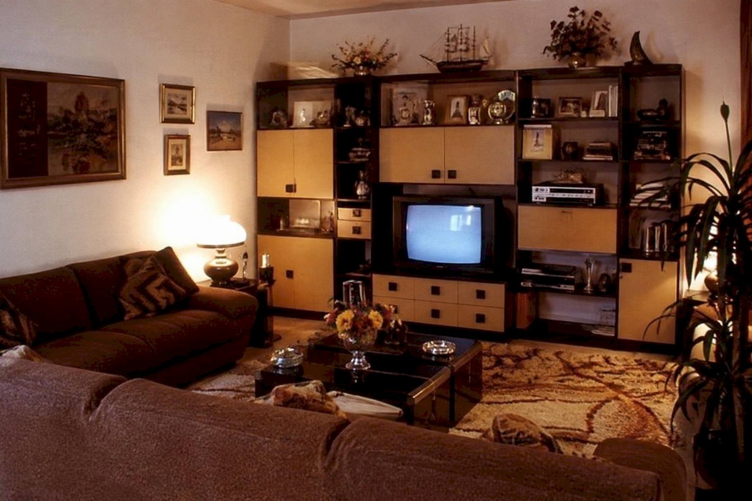 Foto 1 - Casa semi indipendente via fratelli cervi
 
1, Loro Ciuffenna - foto 1