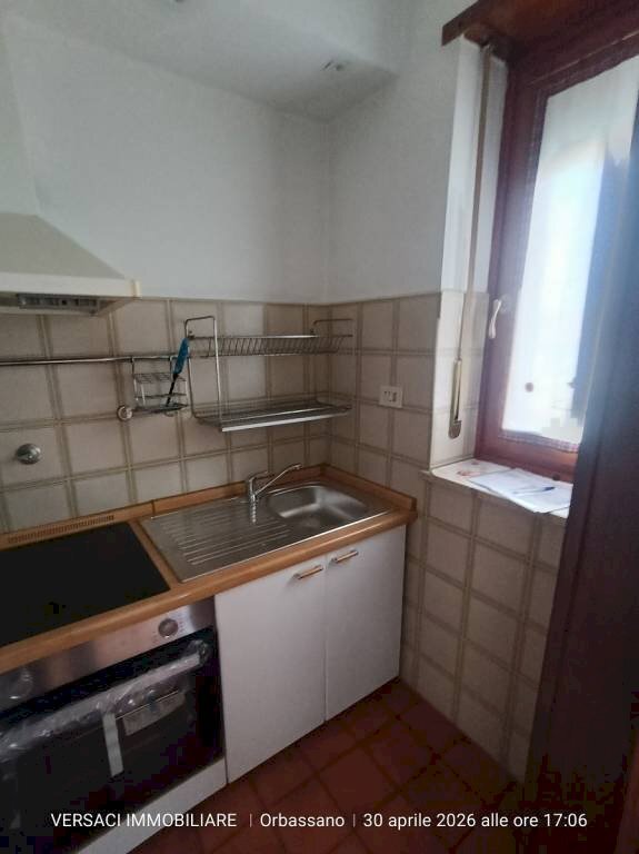 Cucina - Appartamento via Frejus, 42, Orbassano - foto 3