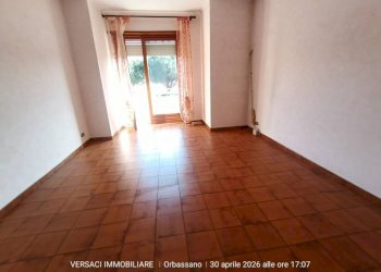 Camera da letto - Appartamento via Frejus, 42, Orbassano - foto 5