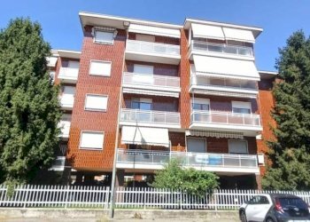 Facciata - Three-room apartment via Frejus, 42, Orbassano - photo 1