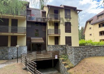 Edificio all\'aperto - Trilocale Viale Venezia
42, Ponte di Legno - foto 1