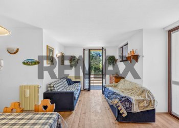Sala da pranzo - Trilocale Viale Venezia
 
42, Ponte di Legno - foto 3