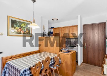 Sala da pranzo - Trilocale Viale Venezia
 
42, Ponte di Legno - foto 6