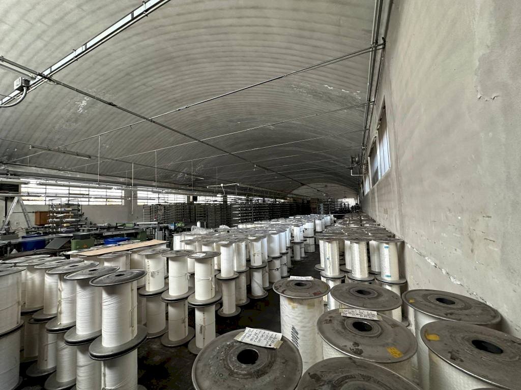 Magazzino - Stabile - Palazzo via San Giovanni Bosco, 5, Cassano Magnago - foto 3