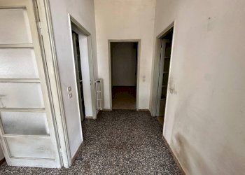 Corridoio - Stable - Palace via San Giovanni Bosco, 5, Cassano Magnago - photo 1