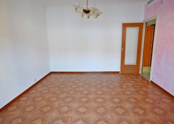 Camera da letto - Four-room apartment via Vittorio Emanuele, 34, Cherasco - photo 25