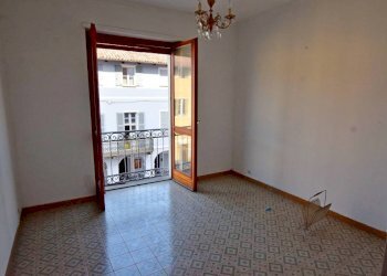 Camera da letto - Four-room apartment via Vittorio Emanuele, 34, Cherasco - photo 26