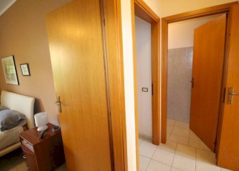Disimpegno - Trilocale via Evasio Montanella, Genova (zona Prà) - foto 17
