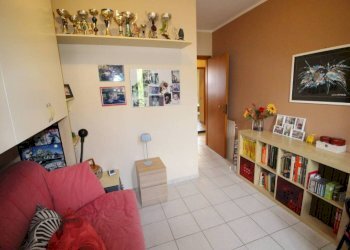 Salone - Trilocale via Evasio Montanella, Genova (zona Prà) - foto 25