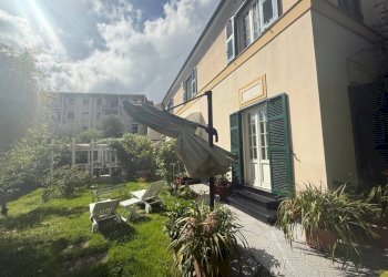Giardino - Villa via Angelo Carrara, Genova (zona Quarto) - foto 4