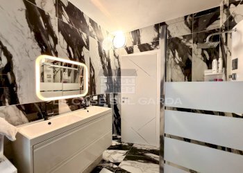 Bagno - Villa Via Ferramino
7, Lonato del Garda - photo 26
