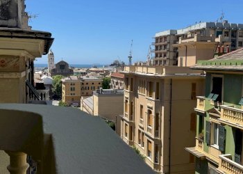 Vista - Trilocale viale Carlo Canepa, 13, Genova (zona Sestri Ponente) - foto 2
