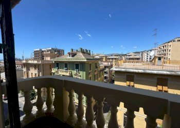 Vista - Trilocale viale Carlo Canepa, 13, Genova (zona Sestri Ponente) - foto 5