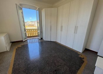 Camera da letto - Trilocale viale Carlo Canepa, 13, Genova (zona Sestri Ponente) - foto 7