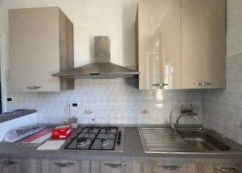 Cucina - Trilocale viale Carlo Canepa, 13, Genova (zona Sestri Ponente) - foto 11