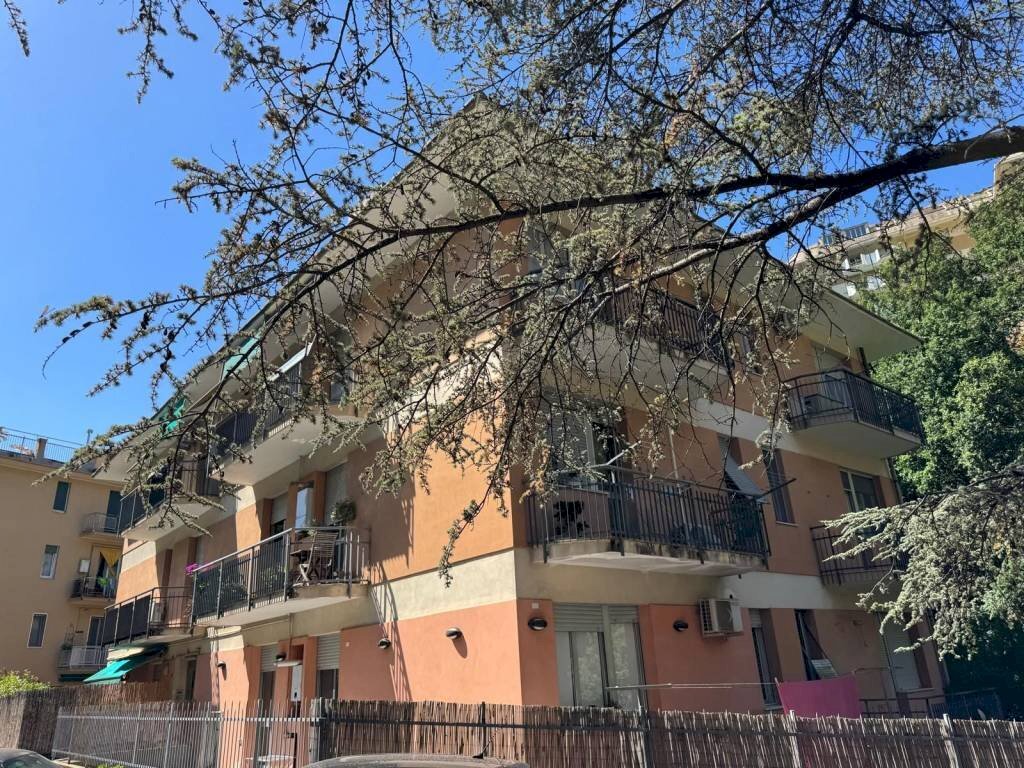Facciata - Three-room apartment via Camillo Vianson, 20, Genova (neighborhood Pegli) - photo 1
