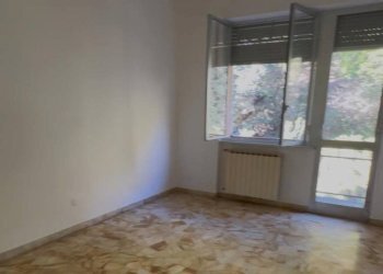 Camera da letto - Three-room apartment via Camillo Vianson, 20, Genova (neighborhood Pegli) - photo 11