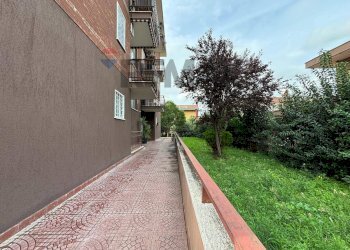 Non correlato - Bilocale Via Anagnina
 
331, Roma - foto 2