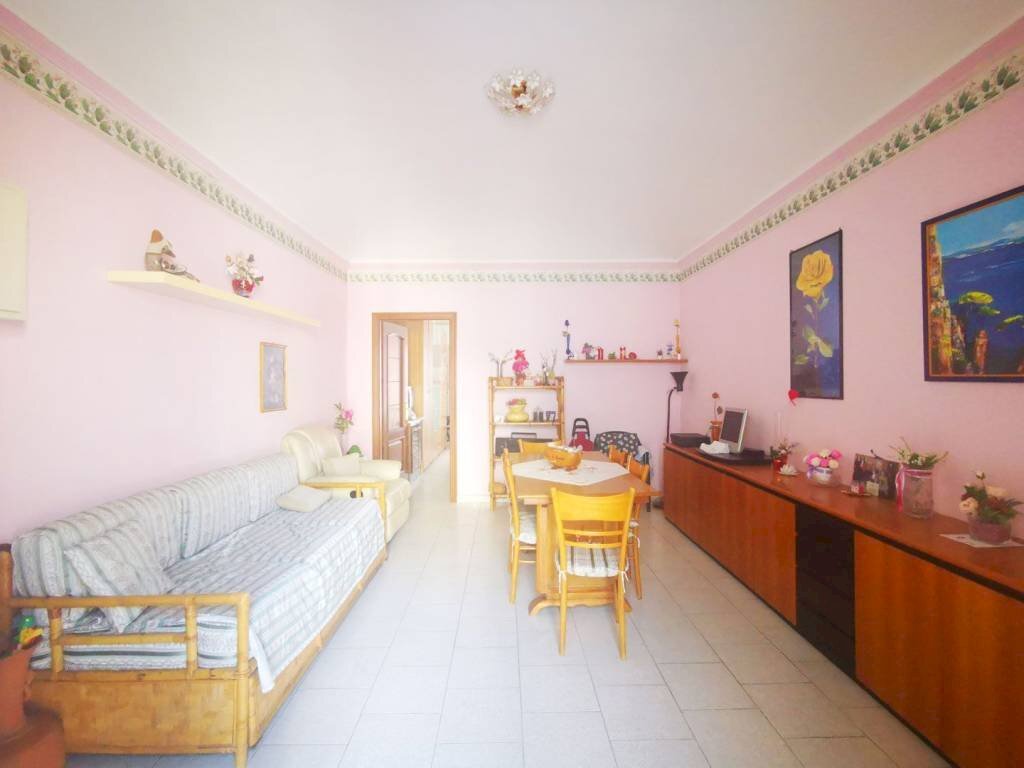 Salone - Quadrilocale via Antonio Fontanesi, 27, Torino (zona Vanchiglietta) - foto 2