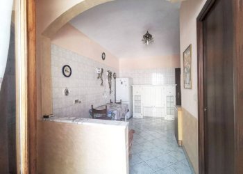 Cucina - Quadrilocale via Antonio Fontanesi, 27, Torino (zona Vanchiglietta) - foto 5