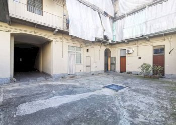 Cortile interno - Quadrilocale via Antonio Fontanesi, 27, Torino (zona Vanchiglietta) - foto 34