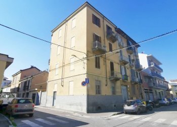 Facciata - Trilocale via Givoletto, 10, Torino - foto 1