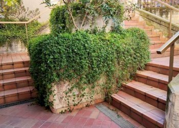 Interno palazzo - Appartamento via Bodina, 44, Cuneo (zona Donatello) - foto 16
