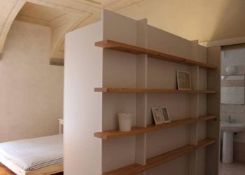 Disimpegno - Two-room apartment piazzetta del Teatro, 11, Cuneo (neighborhood Centro) - photo 9