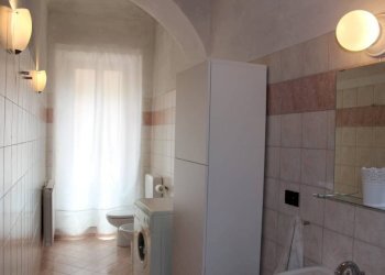 Bagno - Two-room apartment piazzetta del Teatro, 11, Cuneo (neighborhood Centro) - photo 12