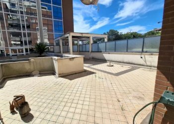 Terrazzo - Bilocale via Durban, 20, Roma (zona Torrino) - foto 4