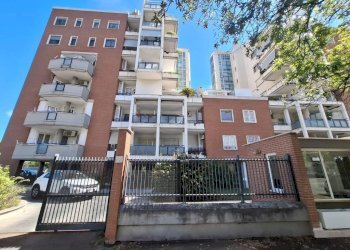 Facciata - Bilocale via Durban, 20, Roma (zona Torrino) - foto 37