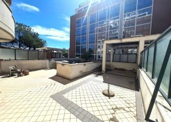 Terrazzo - Bilocale via Durban, 20, Roma (zona Torrino) - foto 25