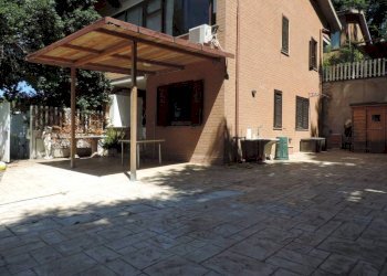 Cortile interno - Building land via delle Ginestre, Scandriglia - photo 21