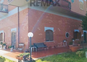 Casa all\'aperto - Villa c/da Donnici Inferiore
 
snc, Cosenza - foto 8