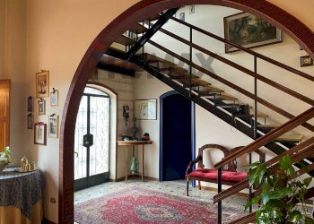Scale - Villa c/da Donnici Inferiore
 
snc, Cosenza - foto 10