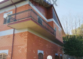 Edificio all\'aperto - Villa c/da Donnici Inferiore
 
snc, Cosenza - foto 13