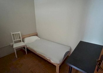 Camera da letto - Quadrilocale via delle Belle Arti, 42, Bologna (zona Irnerio) - foto 11