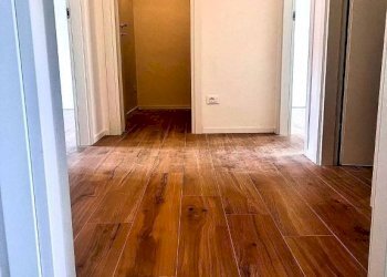 Disimpegno - Three-room apartment via Francesco Zanardi, Bologna (neighborhood Saffi) - photo 9